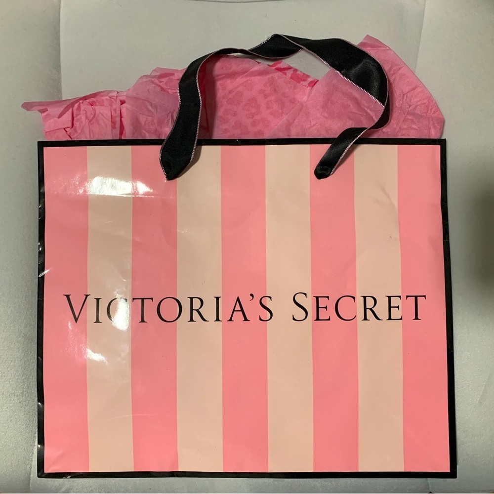 [5x$25] ⭐️ Victoria’s Secret paper bag pink and black